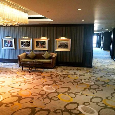 Royal Plaza Hotel And Casino Kapszagaj Zewnętrze zdjęcie