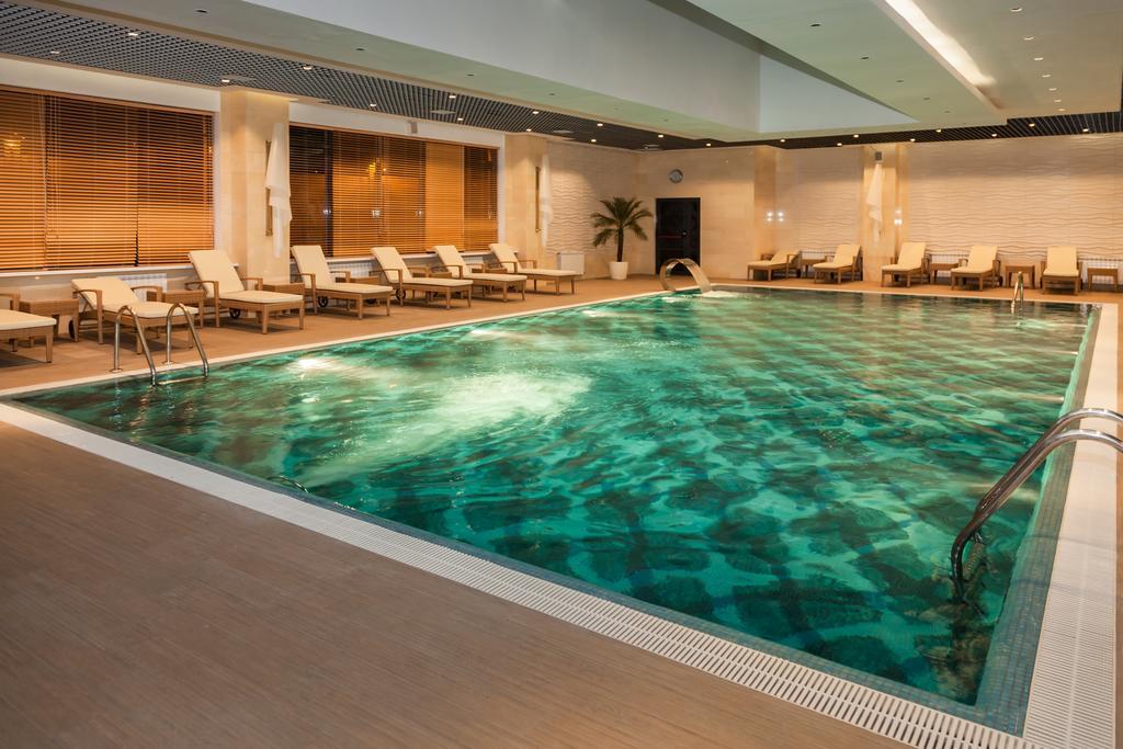 Royal Plaza Hotel And Casino Kapszagaj Zewnętrze zdjęcie