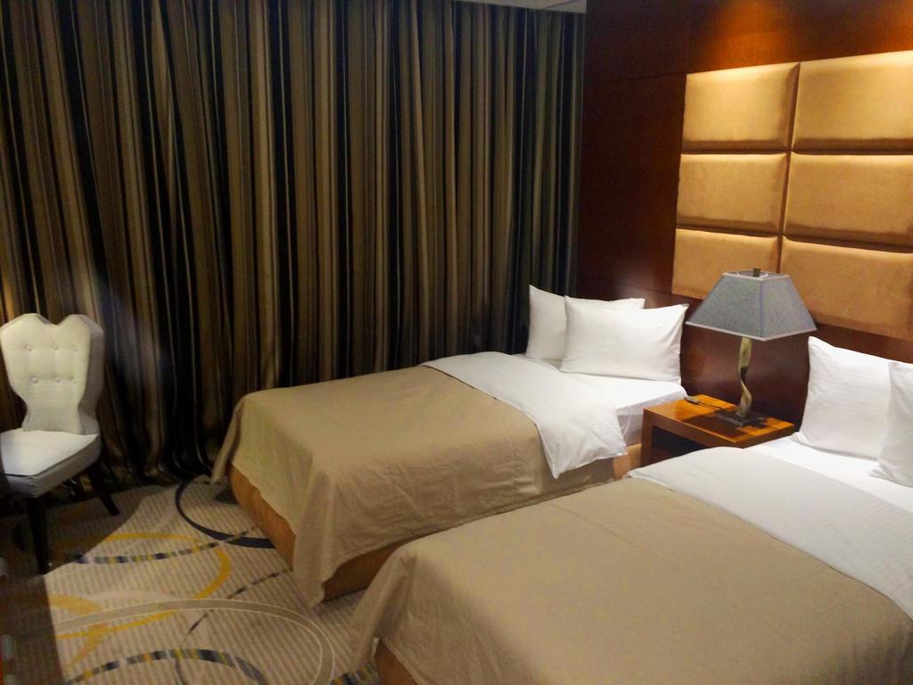 Royal Plaza Hotel And Casino Kapszagaj Pokój zdjęcie